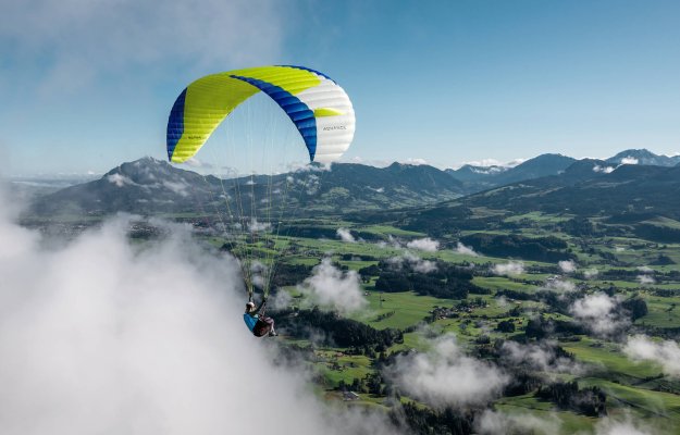 paragliding schweiz paraworld produkte alpha