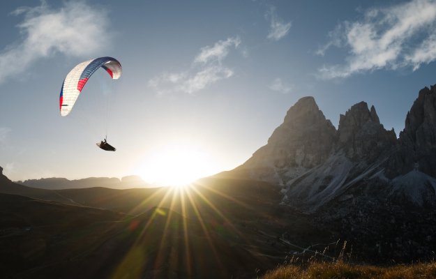 paragliding schweiz paraworld thetauls produkte